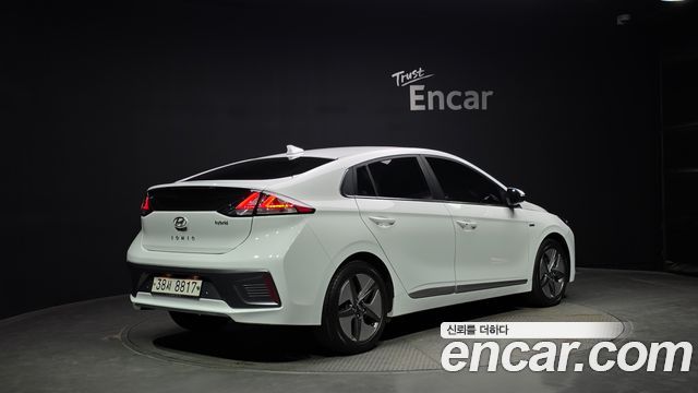 Hyundai Ioniq 1.6 HEV Q — пробег 83 346 км — фото 2 из 5