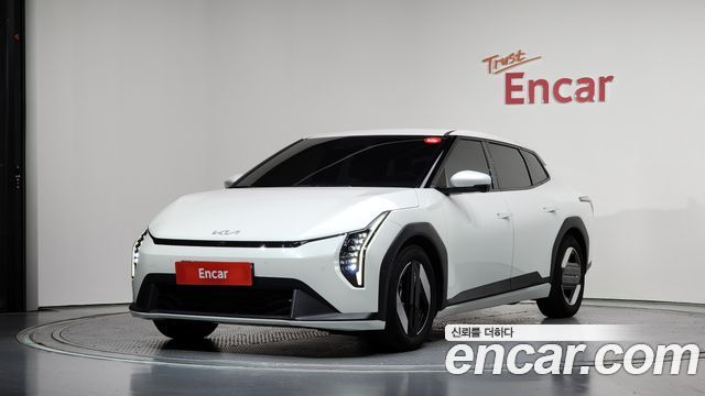 Kia EV4 из Кореи Encar