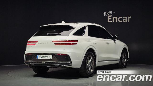 Genesis GV70 из Кореи Encar