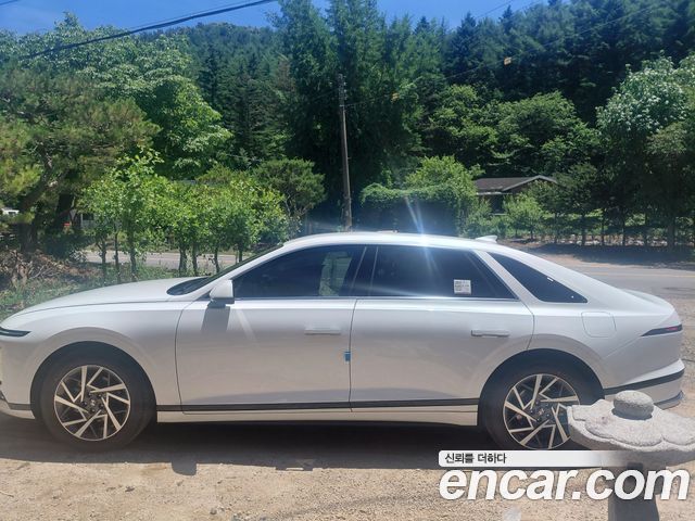 Hyundai Grandeur Premium — пробег 73 км — фото 3 из 5