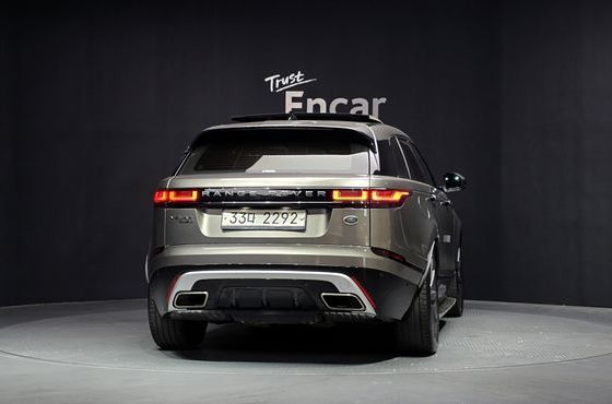 Land Rover Range Rover Velar 3.0 D300 R-Dynamic HSE — пробег 87 084 км — фото 4 из 5
