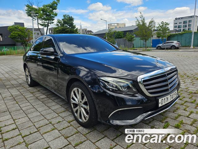 Mercedes-Benz E-Class из Кореи Encar