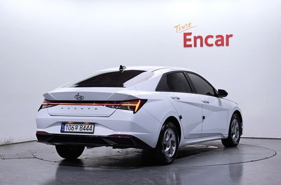 Hyundai AVANTE 1.6 Modern — пробег 26 612 км — фото 2 из 5