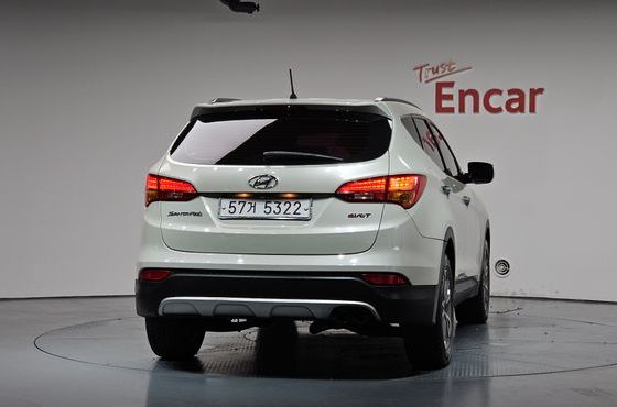Hyundai Santafe Diesel(e-VGT) 2.0 2WD Premium — пробег 177 061 км — фото 4 из 5