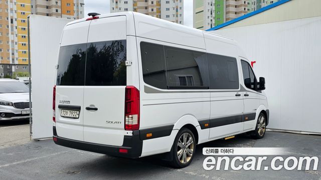 Hyundai Solati 15-seater Luxury — пробег 49 350 км — фото 2 из 5