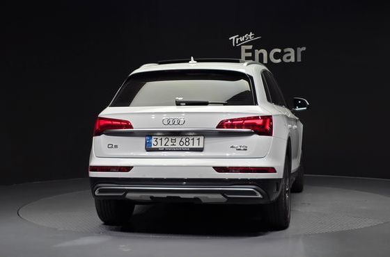 Audi Q5 40 TDI Quattro — пробег 79 426 км — фото 4 из 5