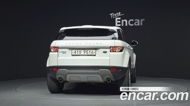 Land Rover Range Rover Evoque 2.2 SD4 Pure — пробег 67 432 км — фото 4 из 5