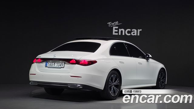 Mercedes-Benz E-Class из Кореи Encar
