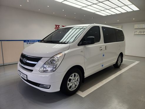 Hyundai Starex 12-Seater Wagon CVX Luxury — пробег 112 711 км — фото 1 из 5