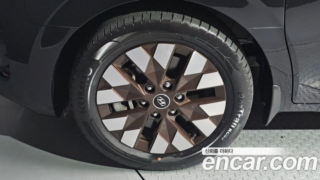 Hyundai Staria из Кореи Encar