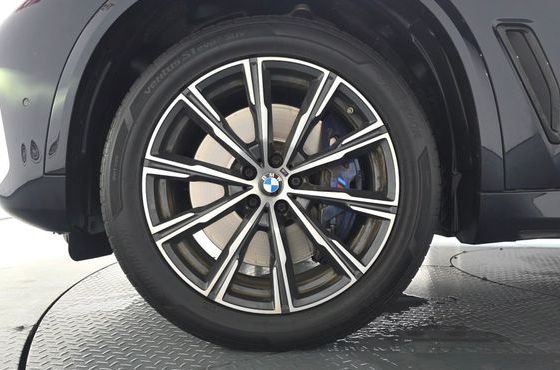 BMW X5 xDrive 30d M Sport — пробег 74 730 км — фото 5 из 5