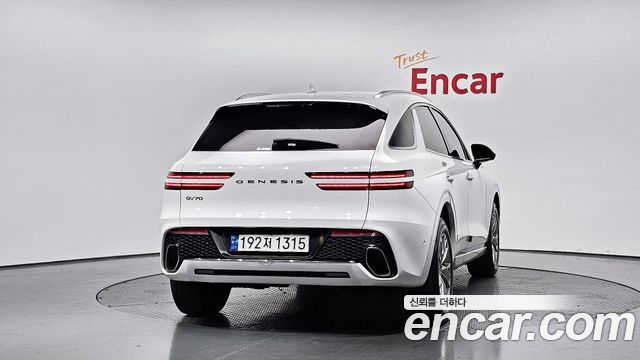 Genesis GV70 из Кореи Encar