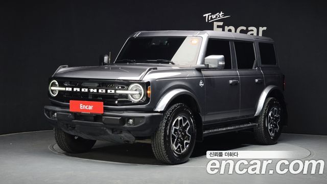Ford Bronco 2.7 Outer Banks — пробег 71 806 км — фото 1 из 5