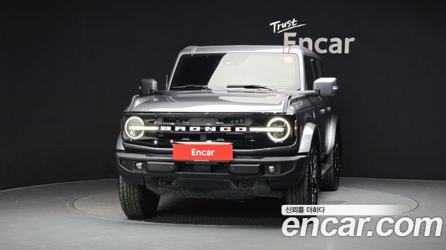Ford Bronco 2.7 Outer Banks — пробег 71 806 км — фото 3 из 5