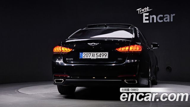 Hyundai Genesis из Кореи Encar