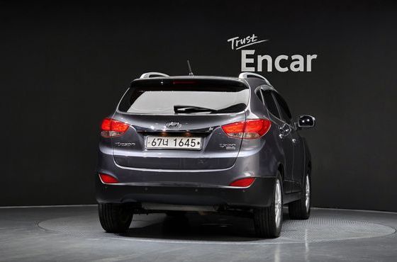 Hyundai Tucson Diesel 2WD LX20 Premier — пробег 183 752 км — фото 4 из 5