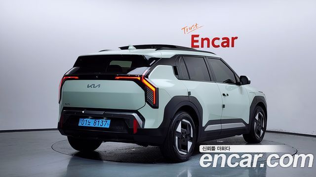 Kia EV3 из Кореи Encar