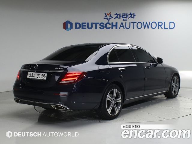 Mercedes-Benz E-Class из Кореи Encar