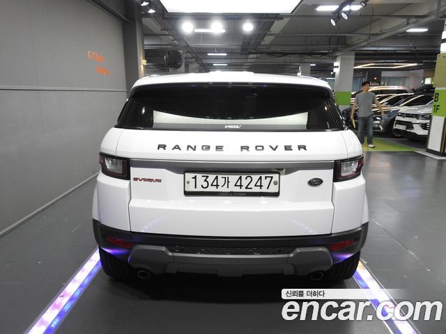 Land Rover Range Rover Evoque 2.0 TD4 SE — пробег 158 630 км — фото 4 из 5