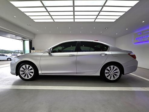 Honda Accord 2.4 9th — пробег 89 304 км — фото 4 из 5