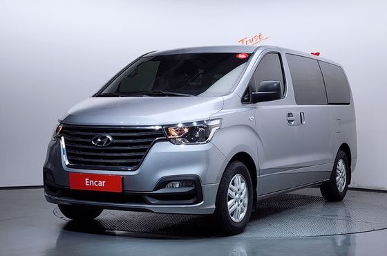 Hyundai Starex Van 3-Seater Smart — пробег 29 796 км — фото 1 из 5