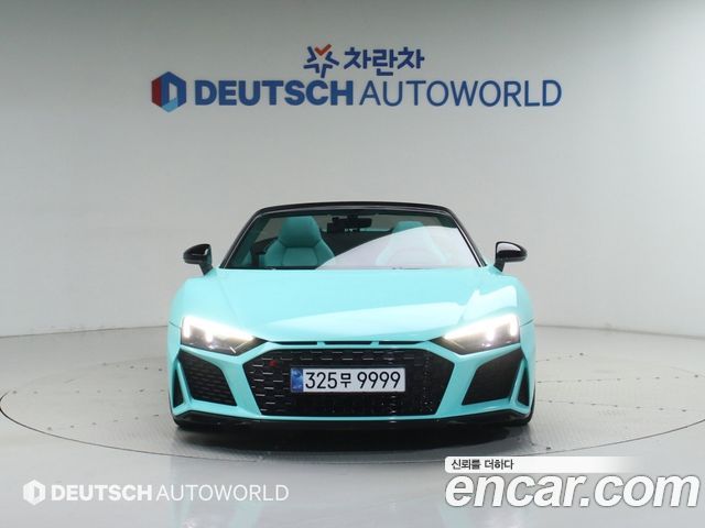 Audi R8 5.2 V10 Performance Spyder — пробег 25 941 км — фото 3 из 5