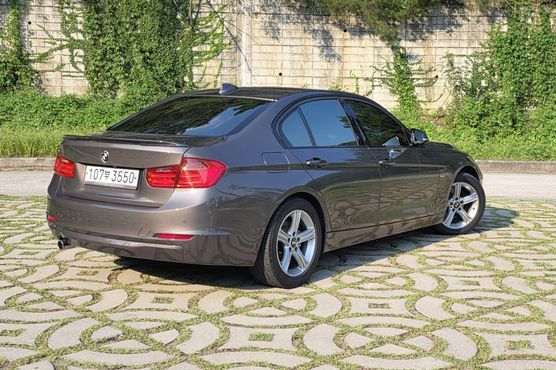 BMW 3-Series 320d Mordern — пробег 213 758 км — фото 3 из 5