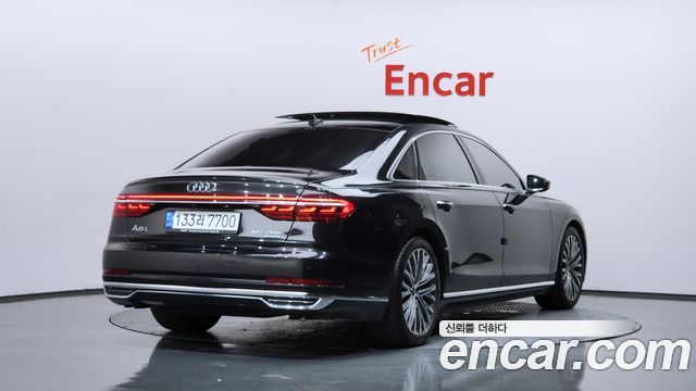 Audi A8 60 TFSI Quattro LWB — пробег 108 371 км — фото 2 из 5