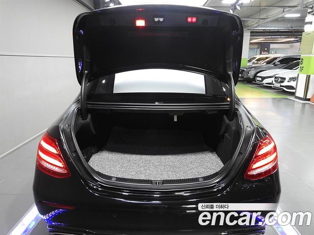 Mercedes-Benz E-Class E250 Avantgarde — пробег 58 623 км — фото 4 из 5