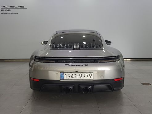 Porsche 911 Carrera GTS — пробег 3 600 км — фото 4 из 5
