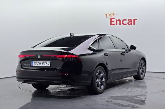 Honda Accord 1.5 Turbo — пробег 10 916 км — фото 2 из 5