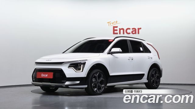 Kia Niro Signature — пробег 20 678 км — фото 1 из 5