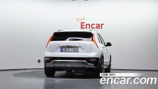 Kia Niro Signature — пробег 20 678 км — фото 4 из 5