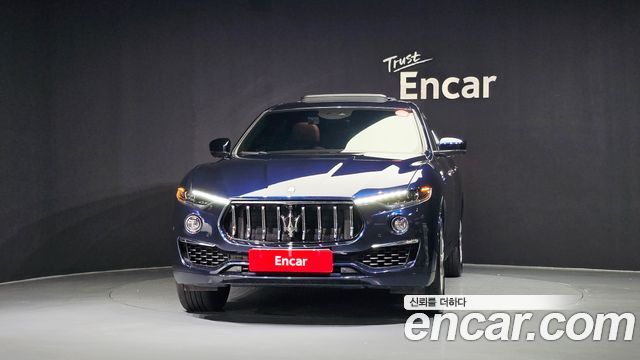 Maserati Levante из Кореи Encar