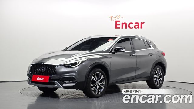 Infiniti QX30 2.0 Essential AWD — пробег 81 145 км — фото 1 из 5
