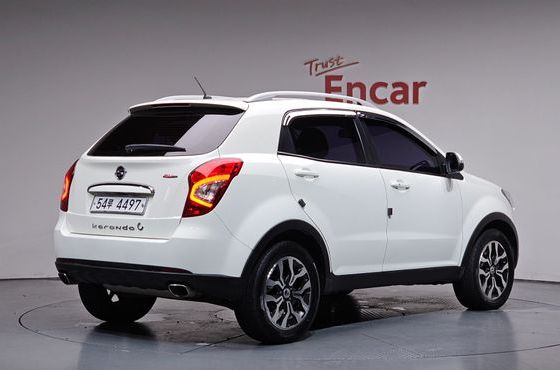 Ssangyong KORANDO 2.2 RX 2WD DLX — пробег 136 982 км — фото 2 из 5