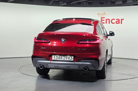 BMW X4 xDrive20i M Sport X — пробег 136 532 км — фото 4 из 5