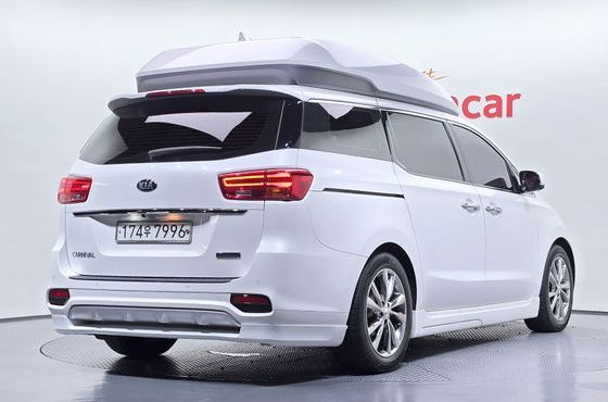 Kia Carnival Gasoline 9-Seater Hi-Limousine Noblesse Special — пробег 100 498 км — фото 2 из 5