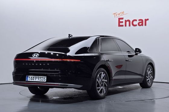 Hyundai Grandeur 2,5 Gasoline 2WD Premium — пробег 2 288 км — фото 2 из 5