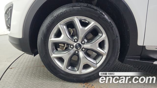 Kia Sorento Diesel 2.0 2WD Prestige — пробег 140 068 км — фото 5 из 5