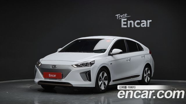 Hyundai Ioniq Q — пробег 93 749 км — фото 1 из 5