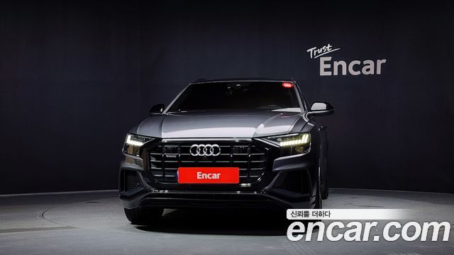 Audi Q8 55 TFSI Quattro Premium — пробег 180 871 км — фото 3 из 5