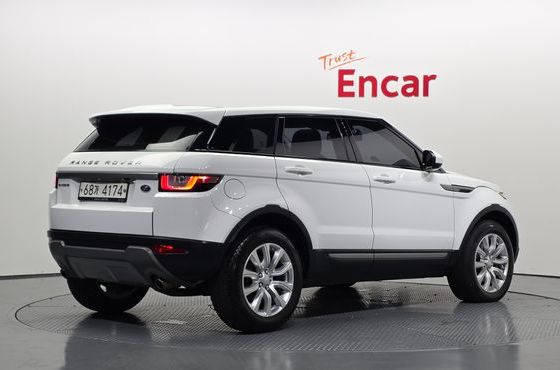 Land Rover Range Rover Evoque 2.0 TD4 SE — пробег 88 151 км — фото 2 из 5
