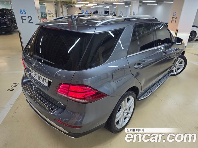 Mercedes-Benz GLE-Class GLE350 d 4MATIC — пробег 56 000 км — фото 4 из 5