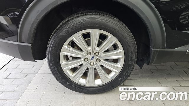 Ford Explorer 2.3 LimIted 4WD — пробег 102 726 км — фото 5 из 5