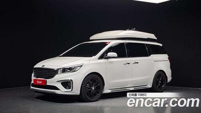 Kia Carnival 9-Seater Outdoor Prestige — пробег 56 420 км — фото 1 из 5