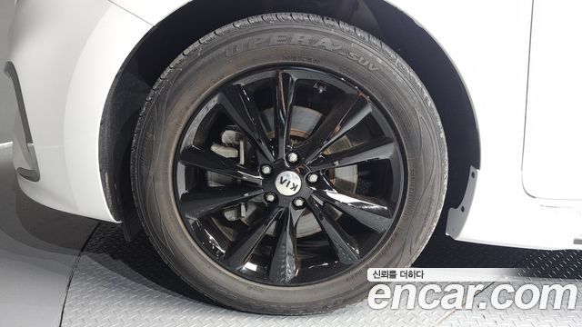 Kia Carnival 9-Seater Outdoor Prestige — пробег 56 420 км — фото 5 из 5