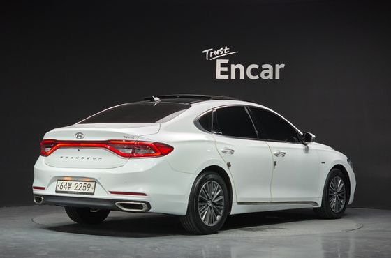 Hyundai Grandeur Exclusive — пробег 92 043 км — фото 2 из 5