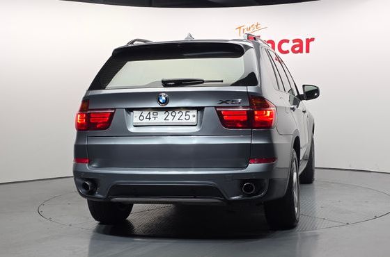 BMW X5 xDrive 35i — пробег 180 360 км — фото 4 из 5