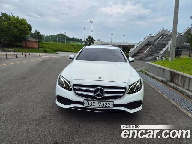 Mercedes-Benz E-Class E300 4MATIC Avnatgarde — пробег 83 000 км — фото 3 из 5